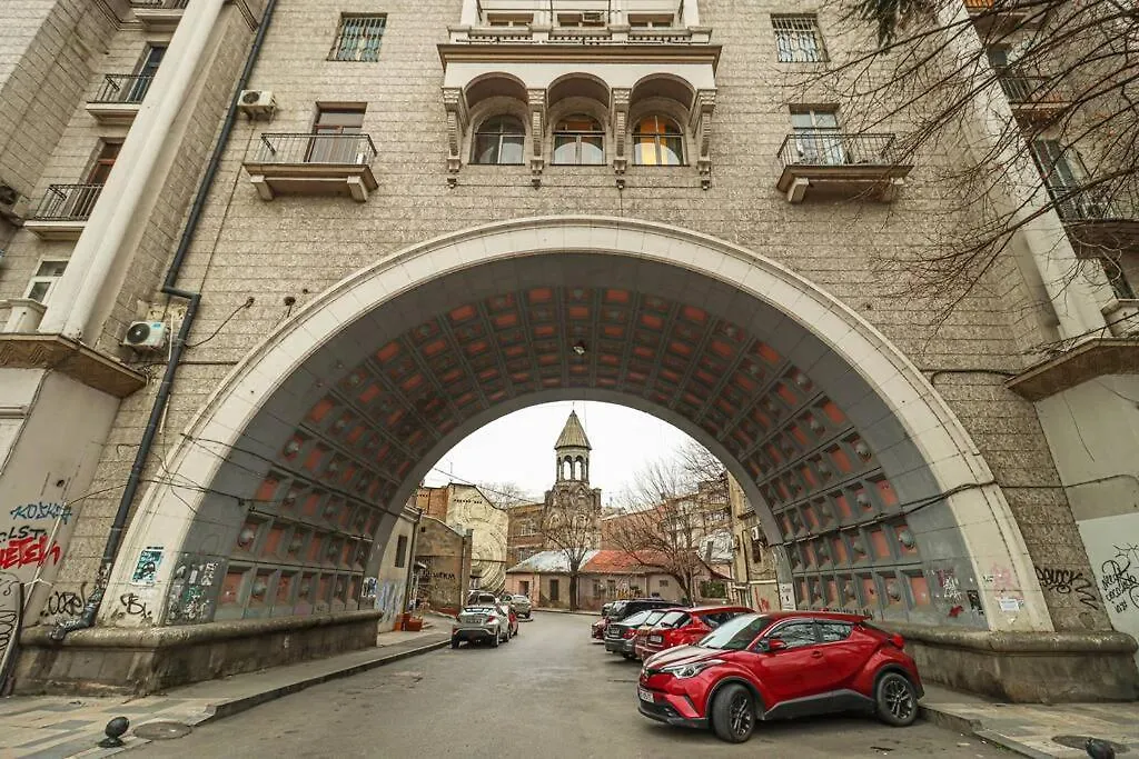 Cosy Central 2-Br Apartment-By Wehost Tbilisi 0*,