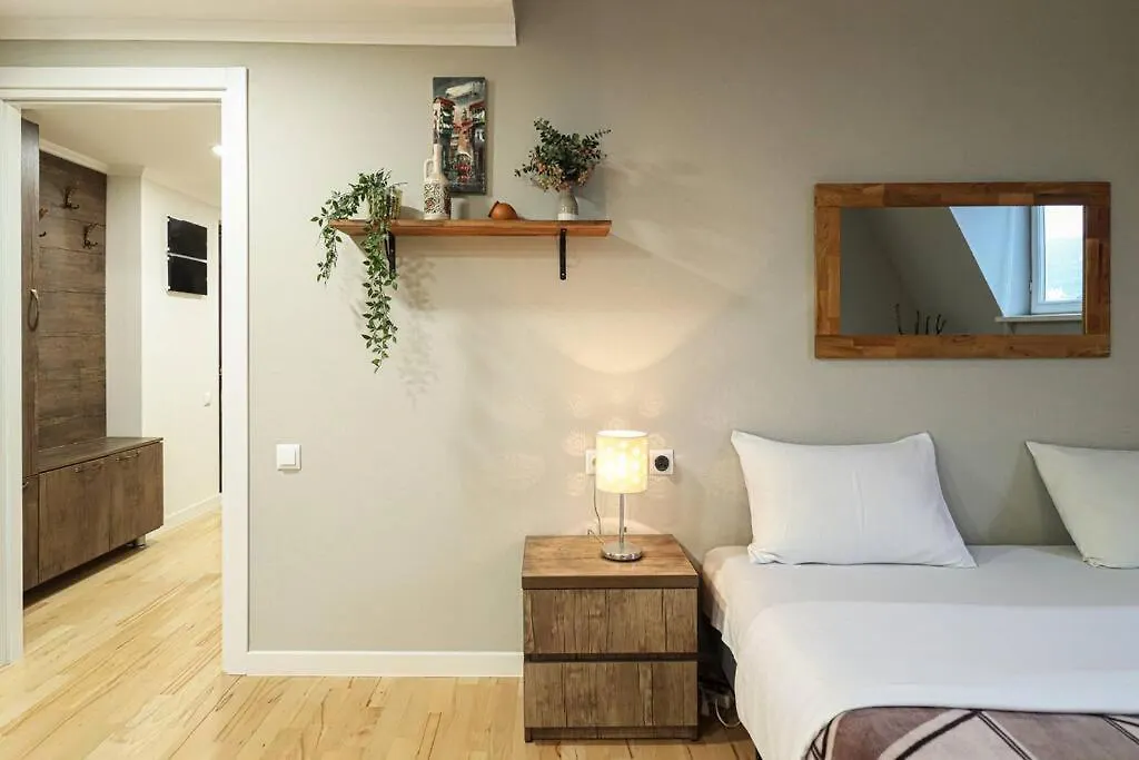 Cosy Central 2-Br Apartment-By Wehost Tbilisi