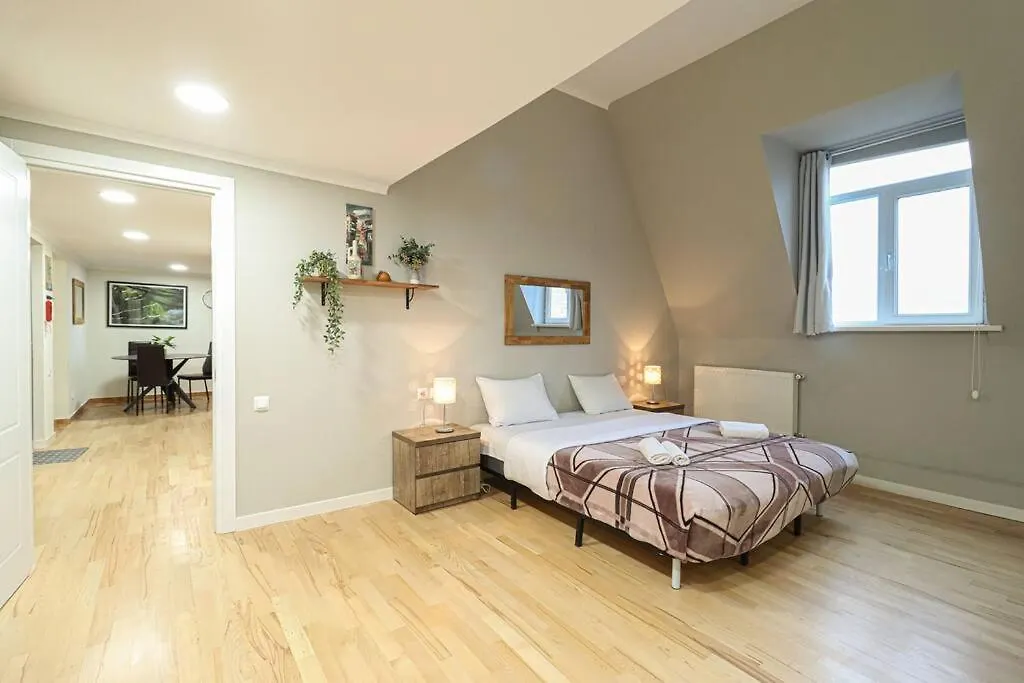 Cosy Central 2-Br Apartment-By Wehost Tbilisi 0*,  Georgia